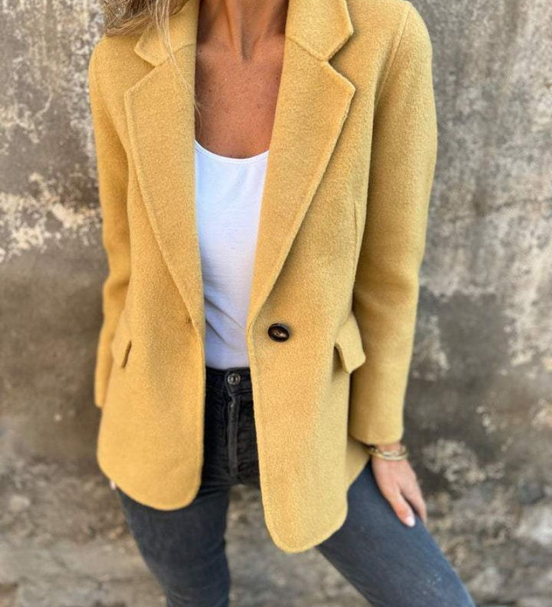Renée™ – Warm elegance for every season