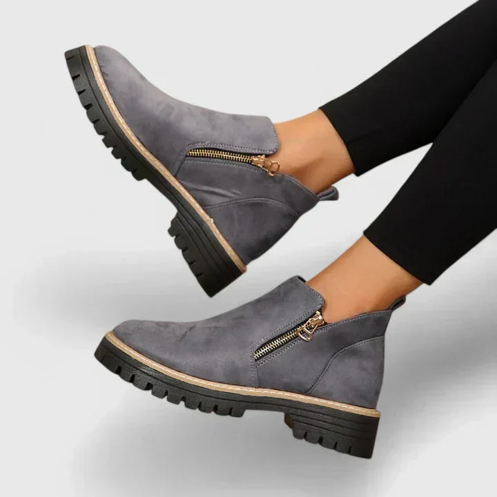 Verónica™ | Comfortable Orthopaedic Boots